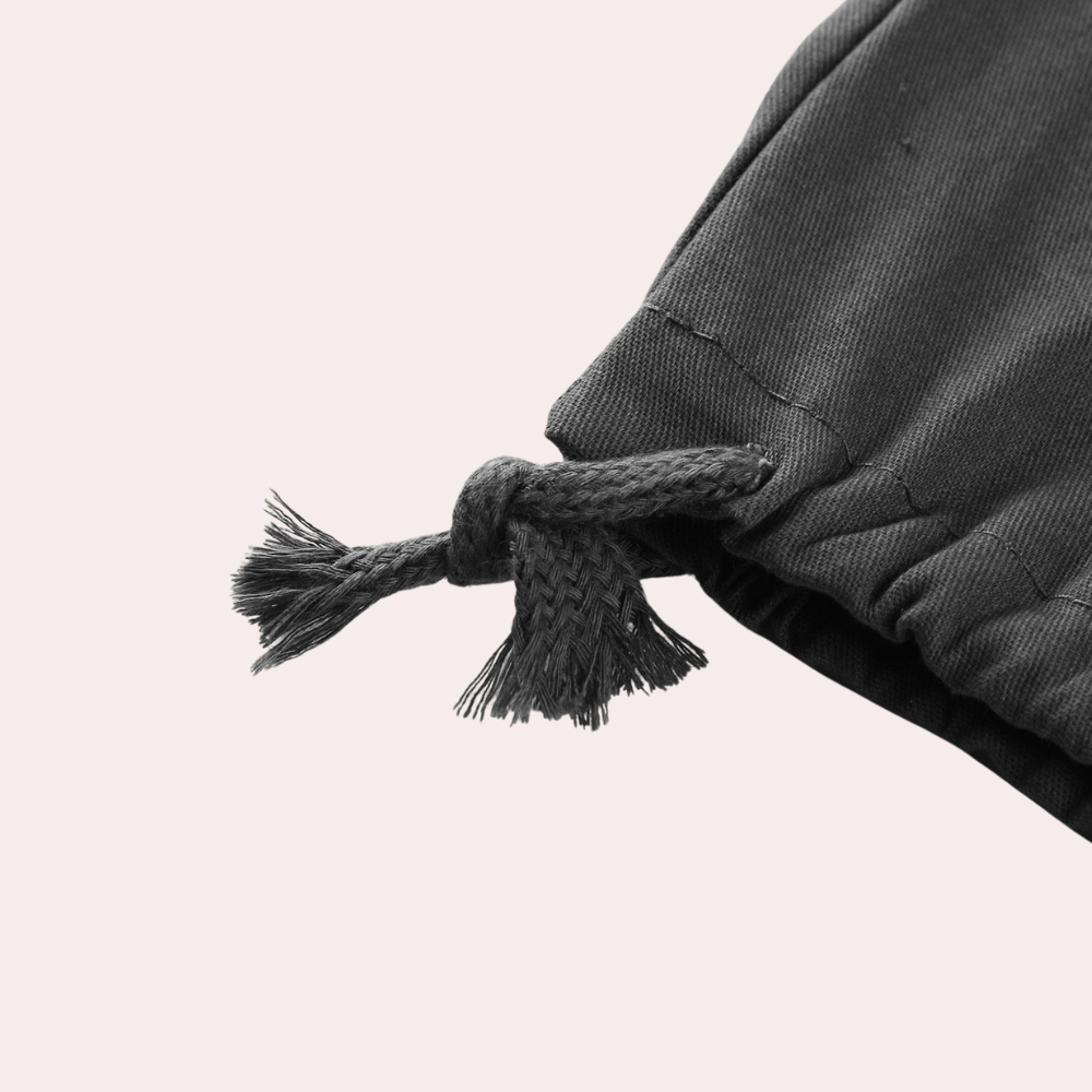 Men's Black Cargo Pants with Versatile Style and Pockets