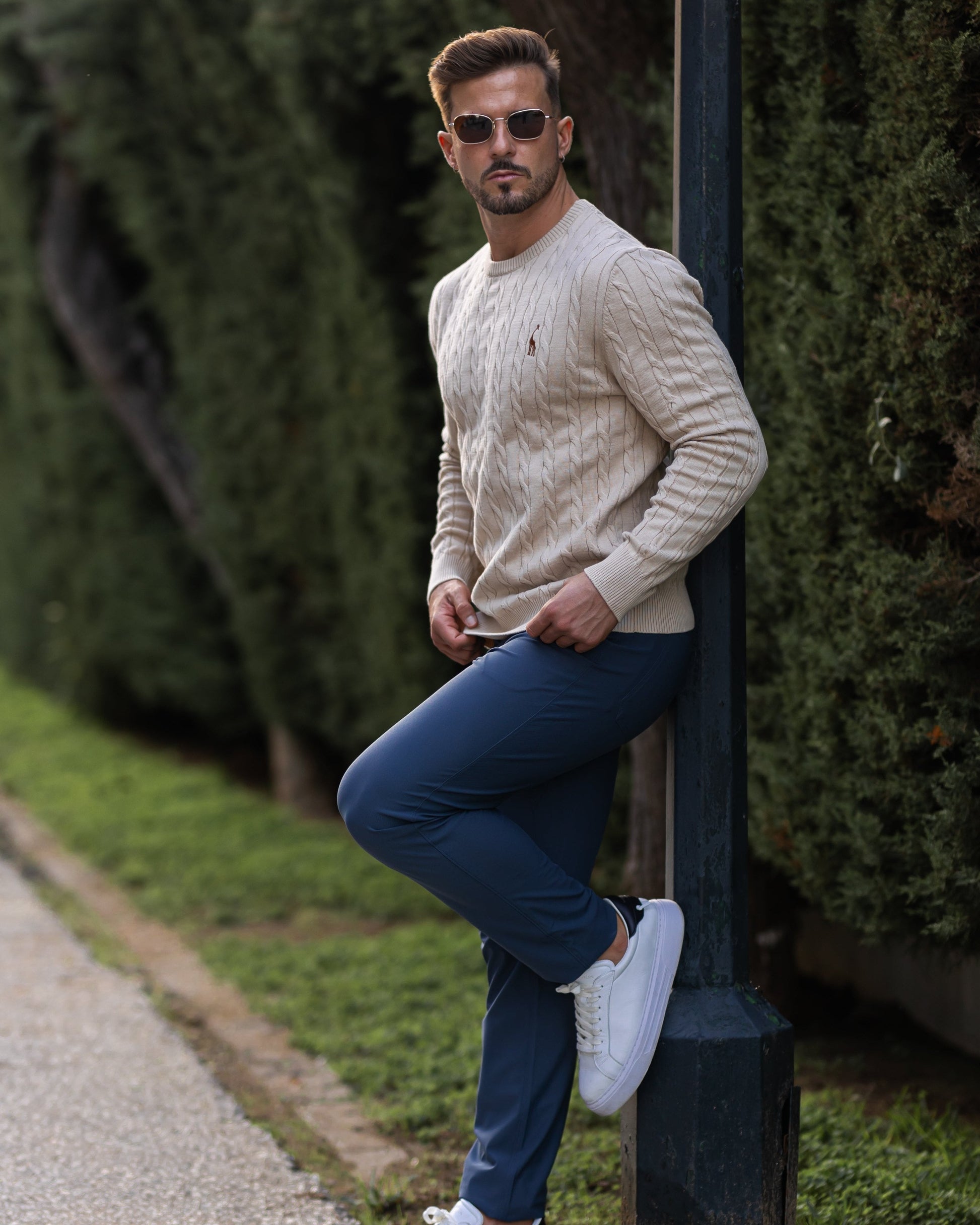 Men's Cable Knit Sweater 4