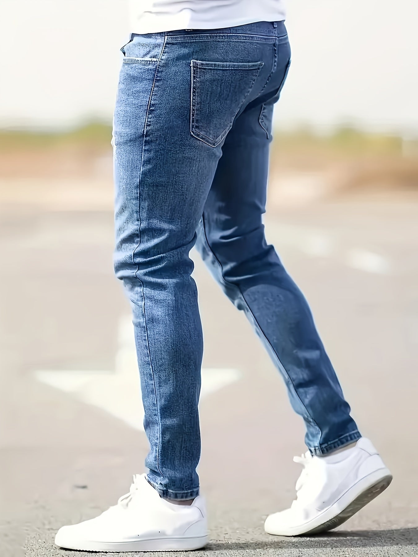 Men's Classic Fit Jeans 3