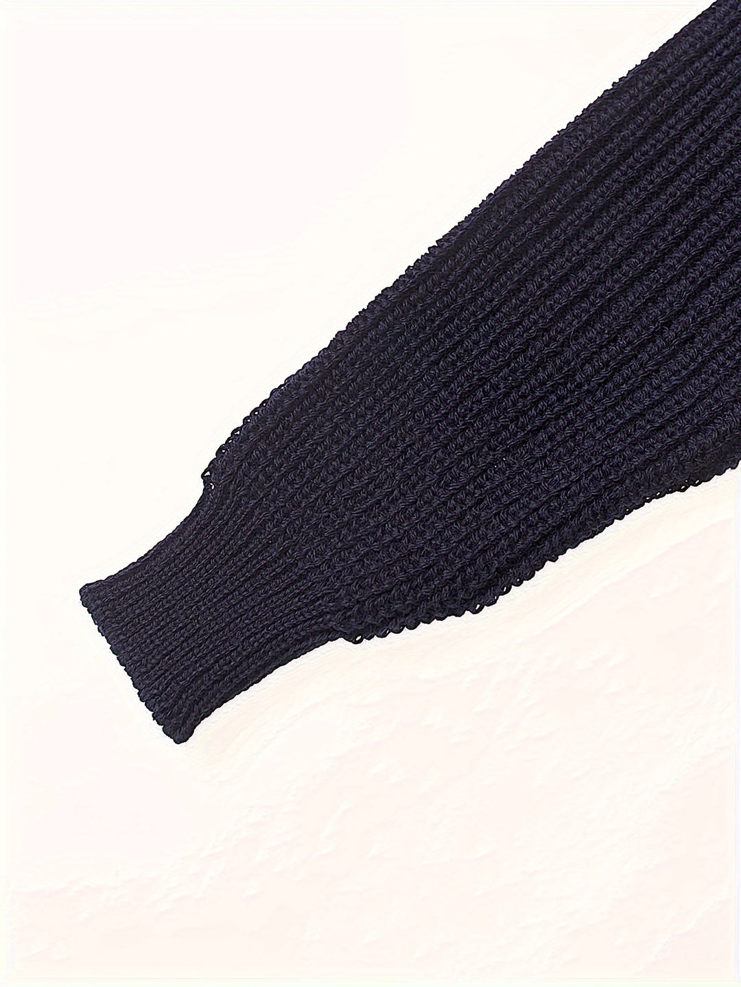 Men's Classic Knit Sweater with Round Neck 4