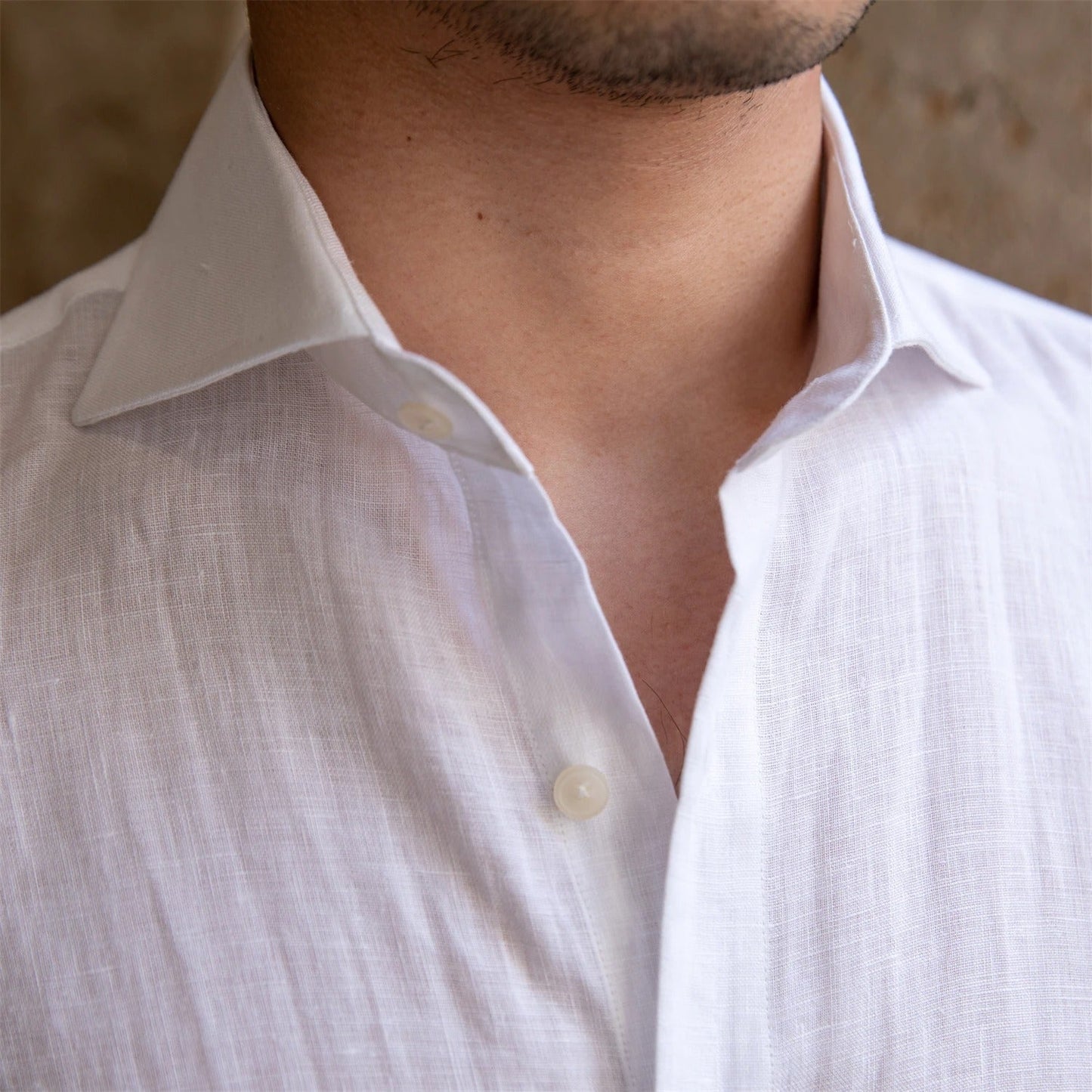 Men's Linen Shirt with Spread Collar 2