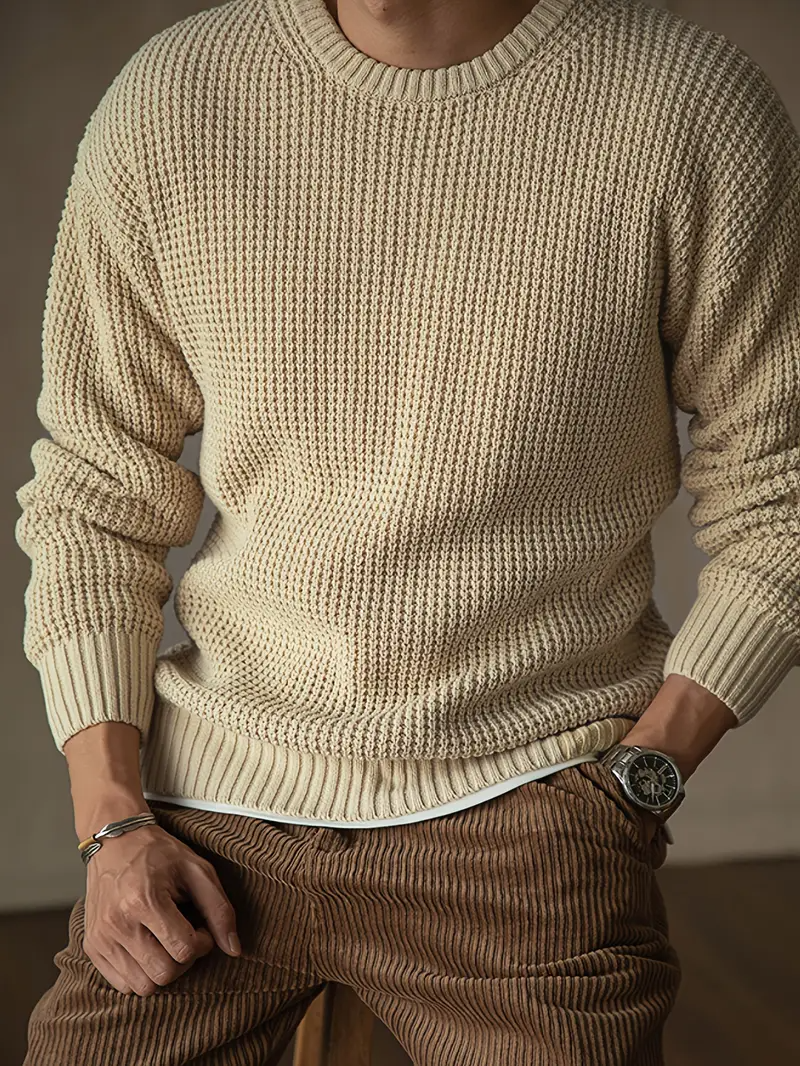 Men's Stylish Crewneck Sweater with Modern Fit 3