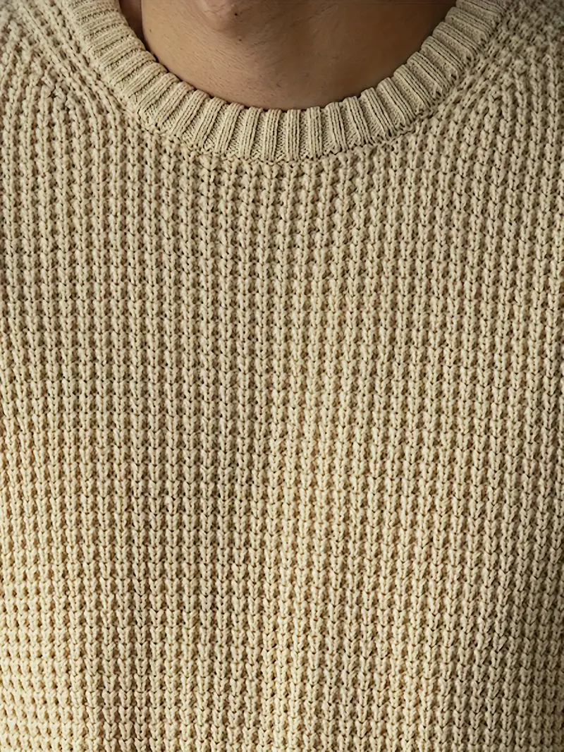 Men's Stylish Crewneck Sweater with Modern Fit 4