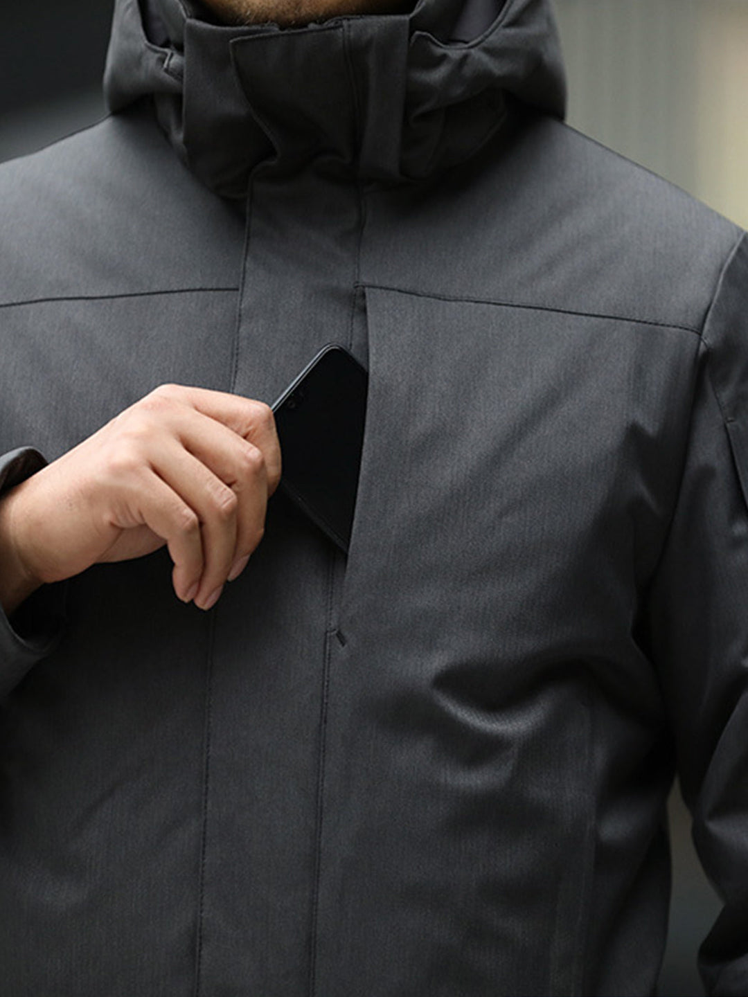 Men's Waterproof Insulated Winter Jacket for Outdoor Adventures 3