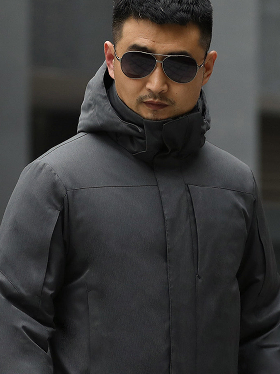 Men's Waterproof Insulated Winter Jacket for Outdoor Adventures 4