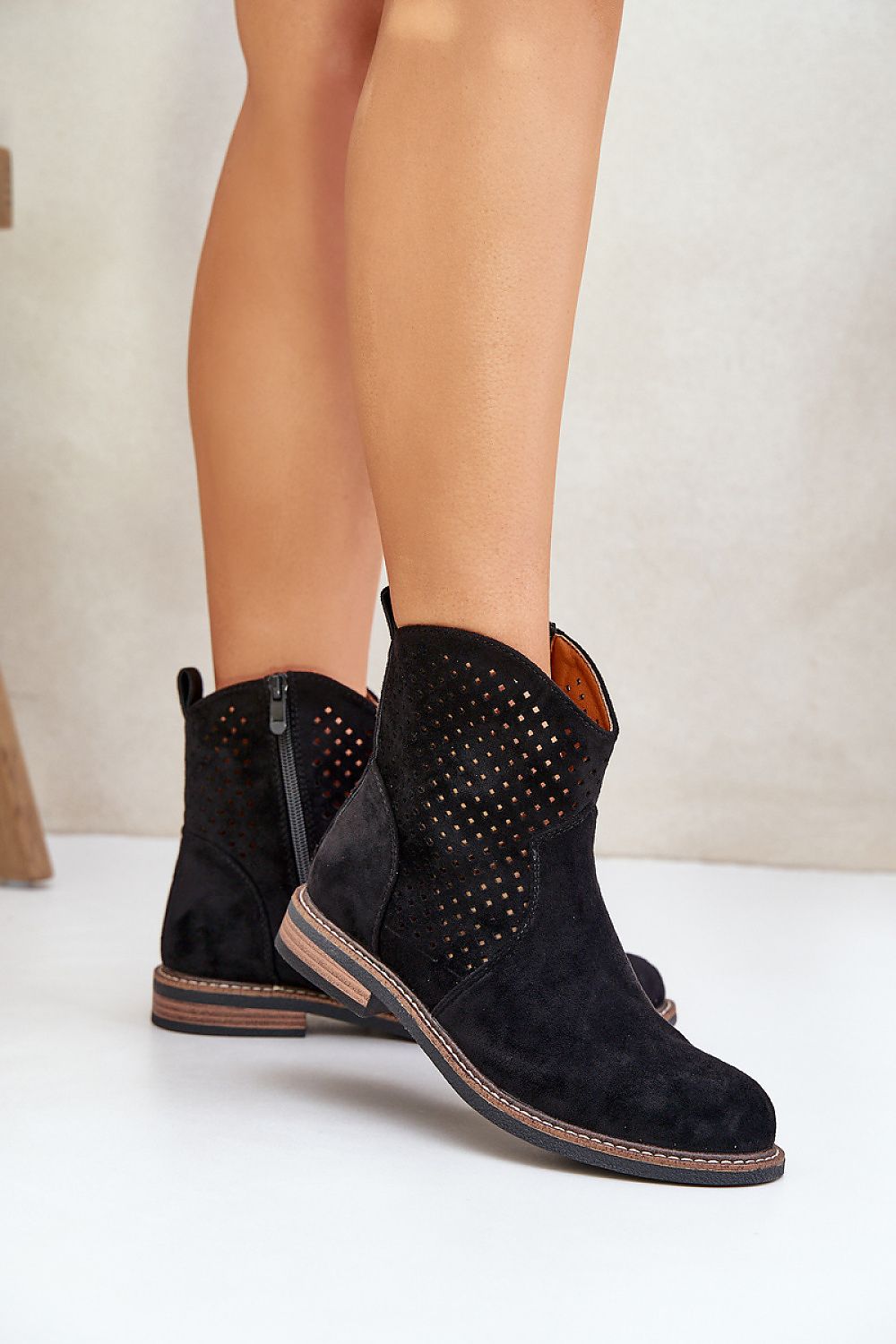 Women's Eco-Friendly Ankle Boots for Versatile Style 2