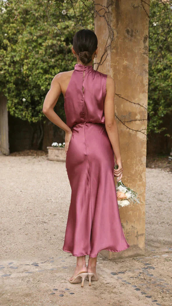 Women's Elegant Formal Dress with Neckholder Design 4