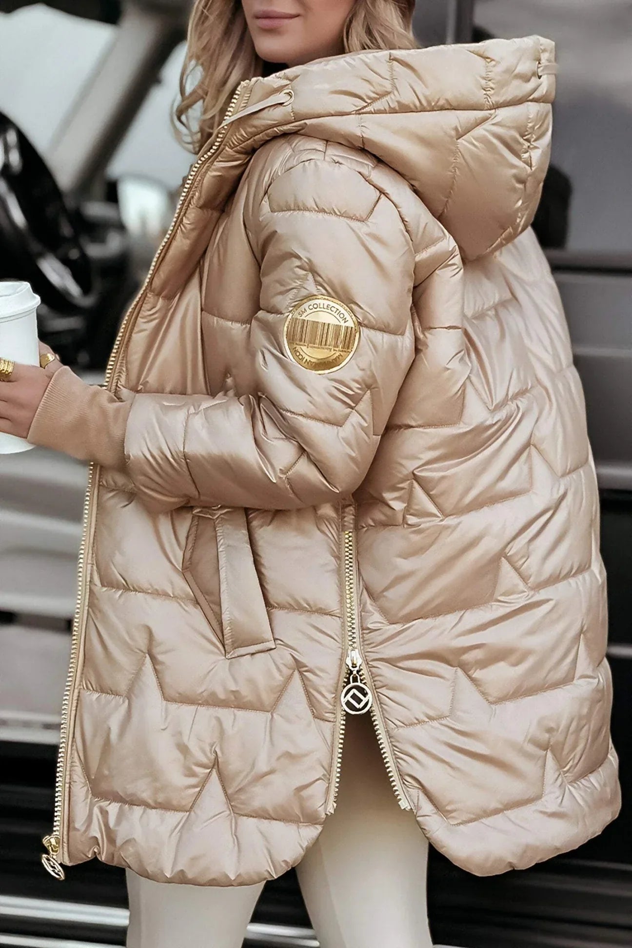 Women's Elegant Winter Coat with Hood 1