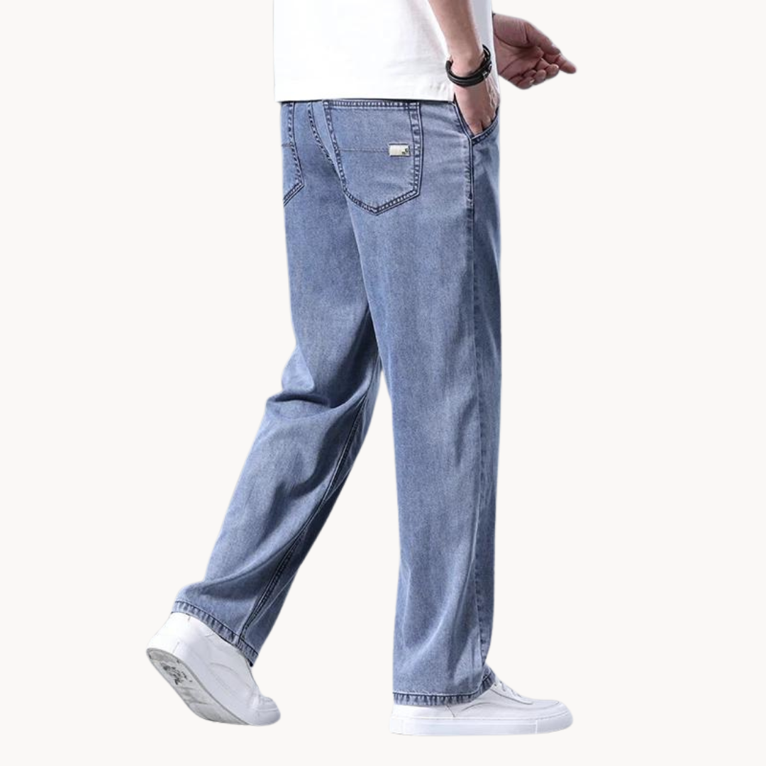 Women's Low Rise Relaxed Fit Jeans 2