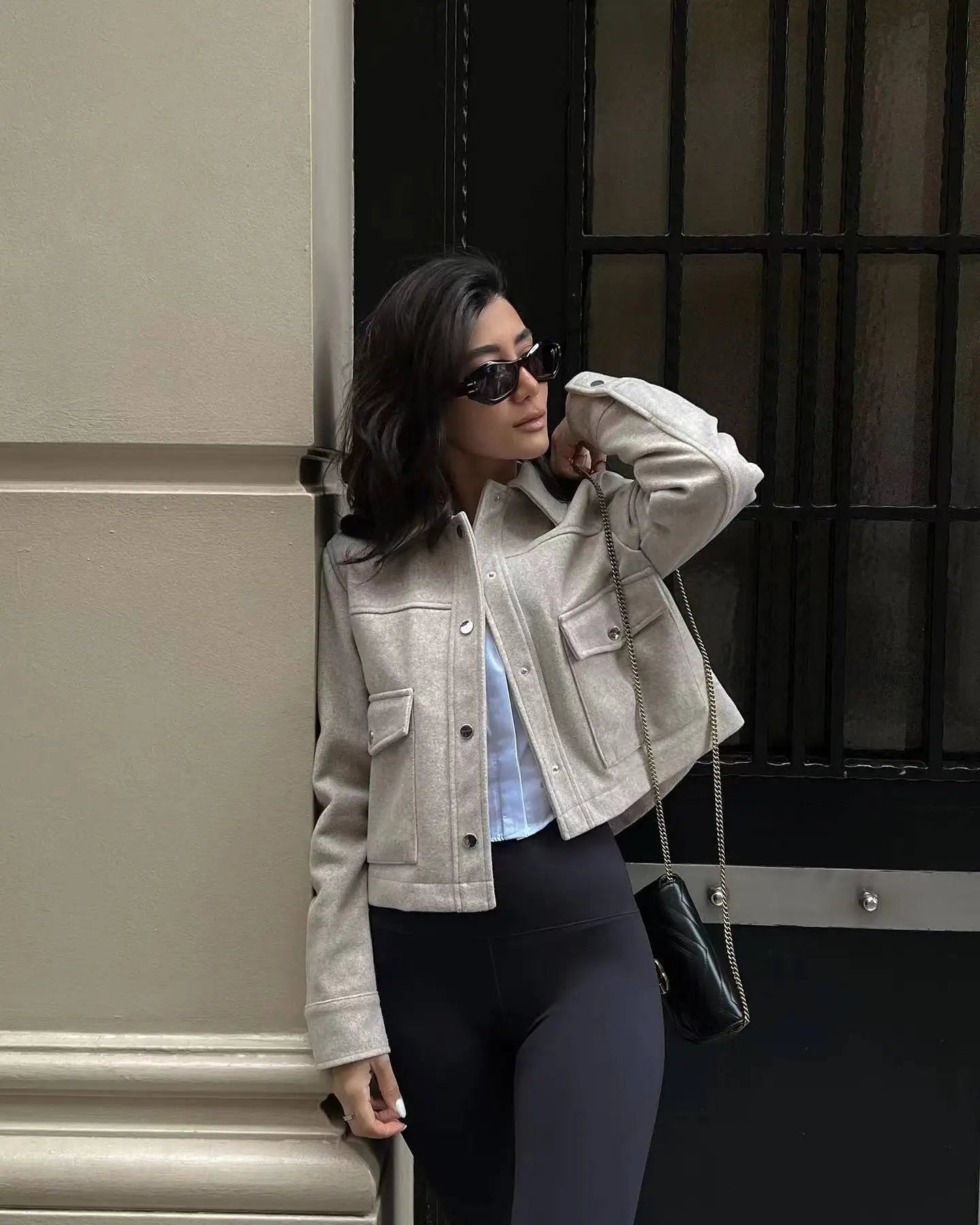 Women's Stylish Utility Jacket for Work and Leisure 5