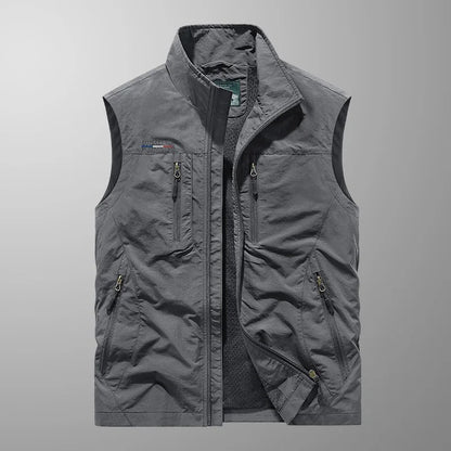 Men's Breathable Cargo Vest with Smart Pockets 4