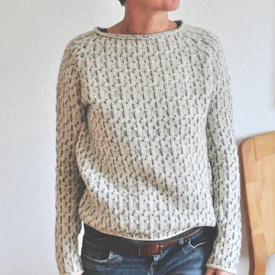Women's Elegant Round Neck Sweater 1