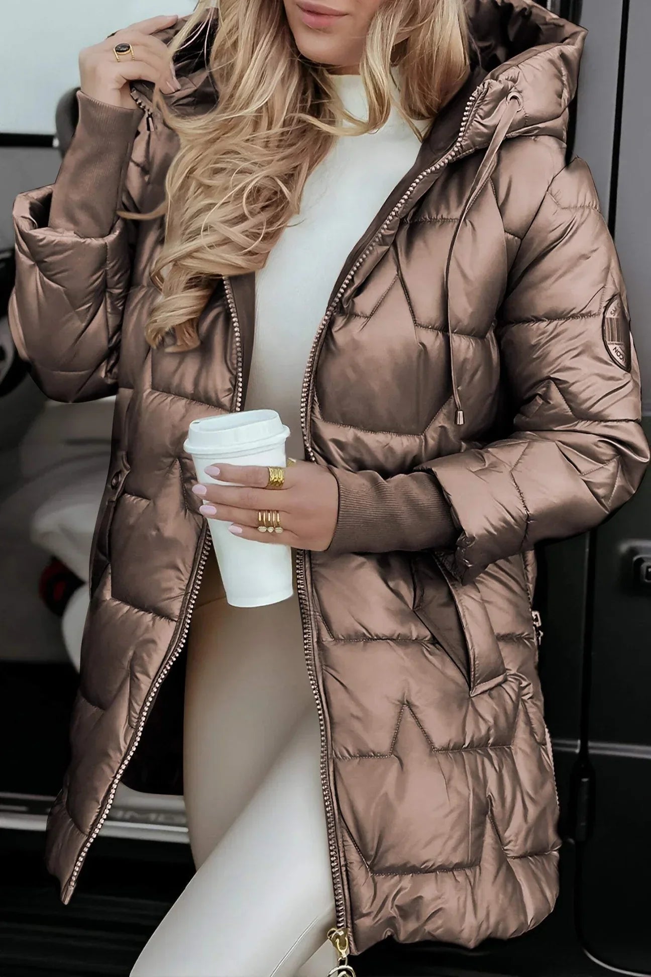 Women's Elegant Winter Coat with Hood 2