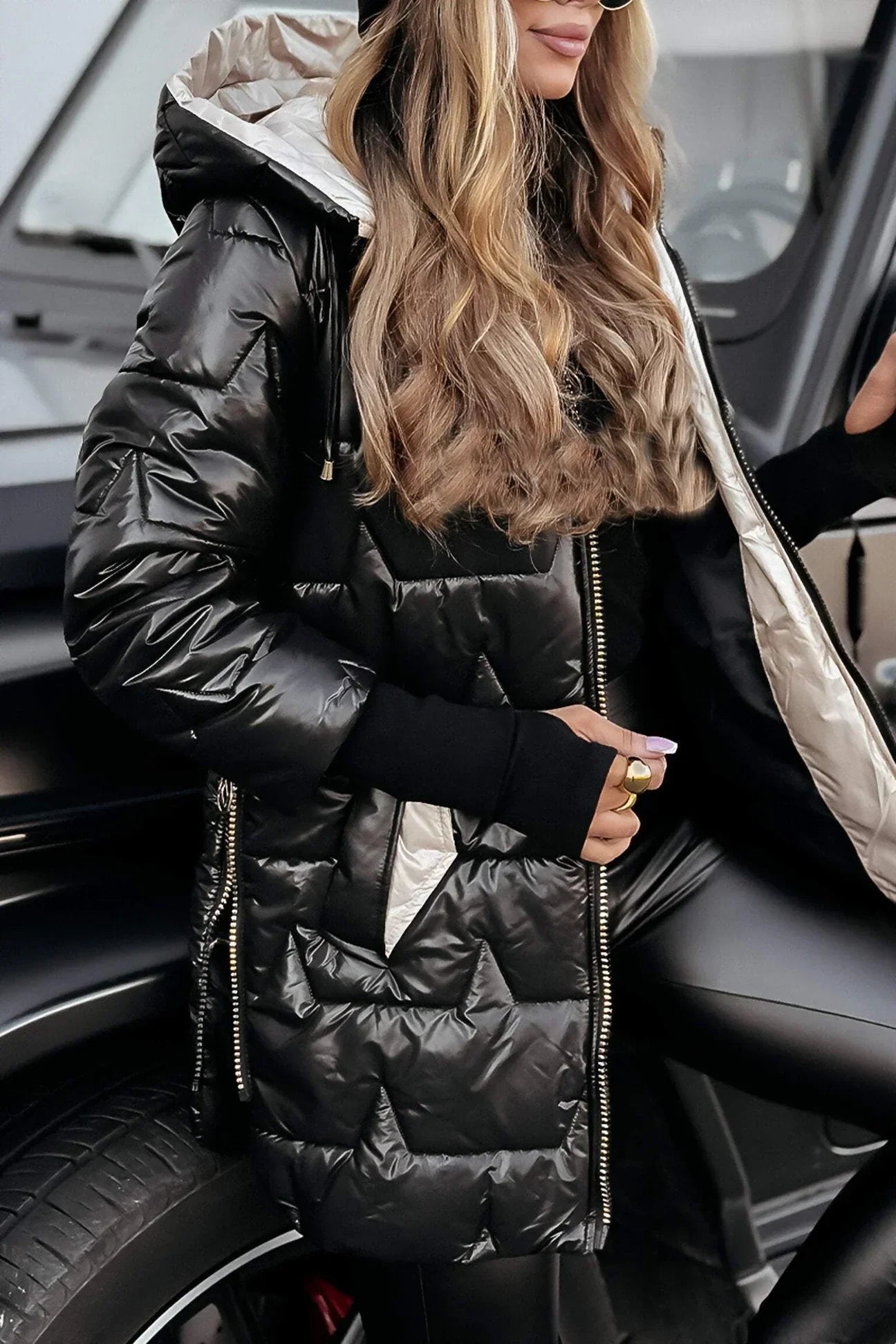 Women's Elegant Winter Coat with Hood 3