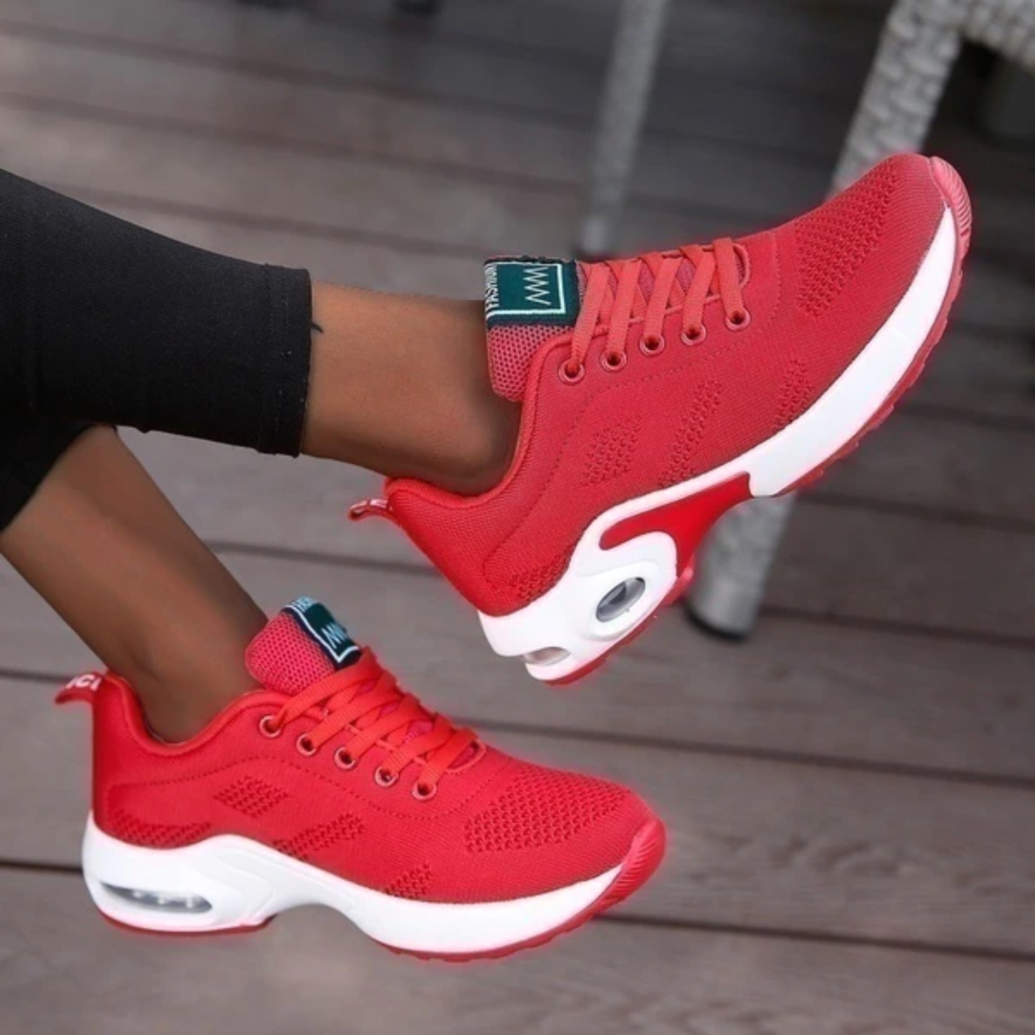 Women's Lightweight Cushioned Sneakers for All-Day Comfort 3