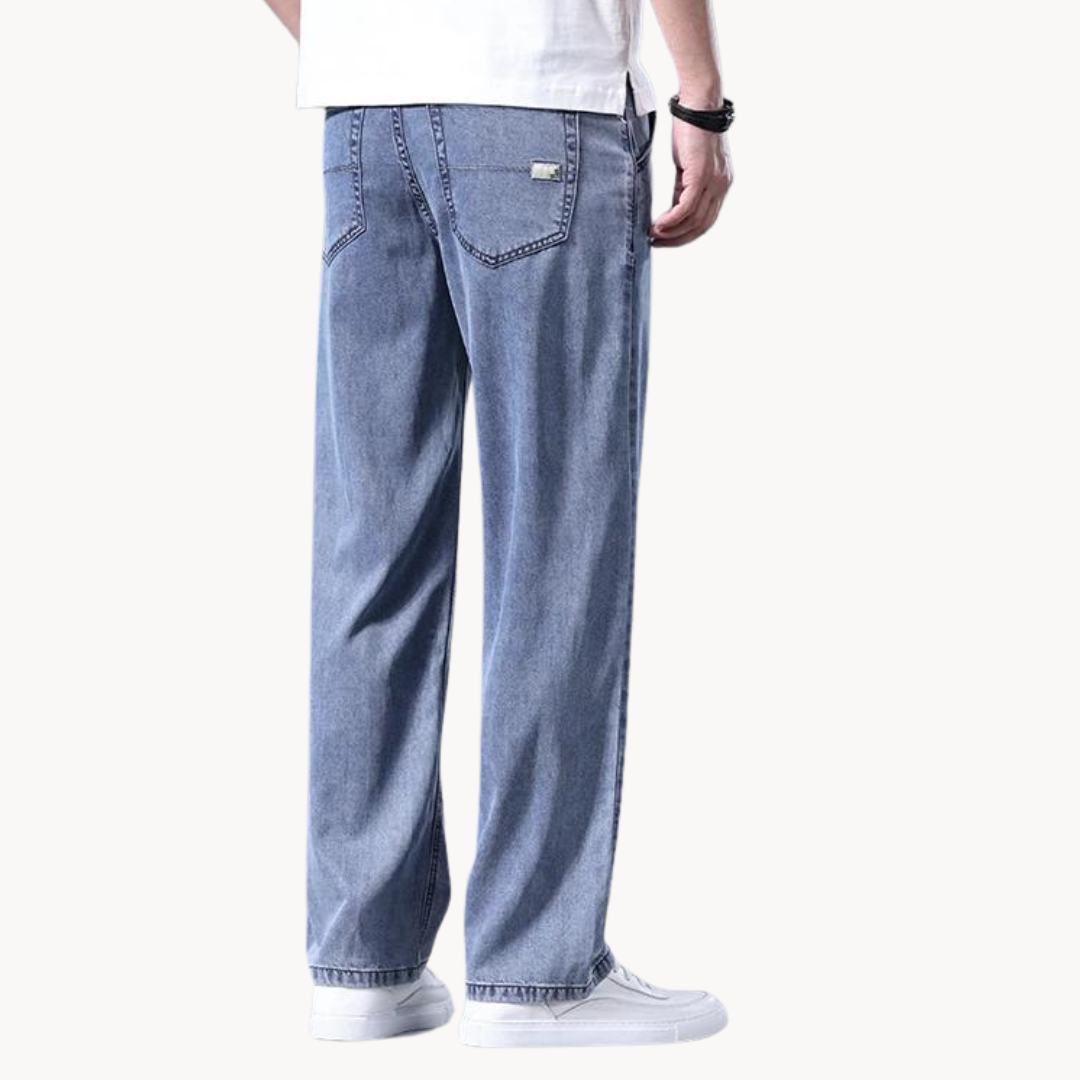 Women's Low Rise Relaxed Fit Jeans 3