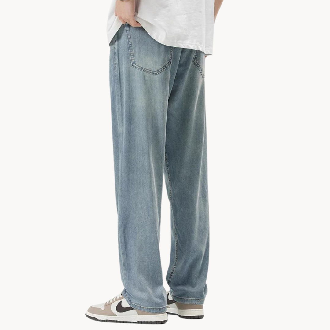 Women's Low Rise Straight Leg Jeans 1
