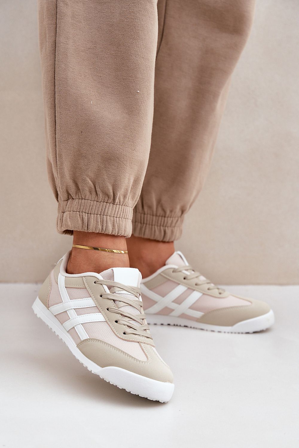 Women's Mesh Eco-Leather Low Sneakers 5