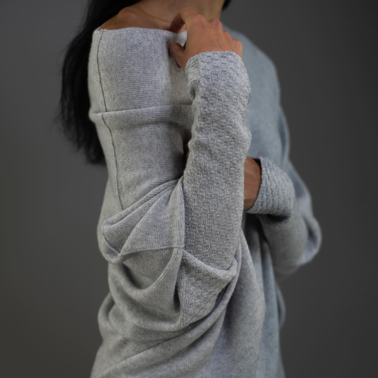 Women's Oversized Off Shoulder Sweater 5