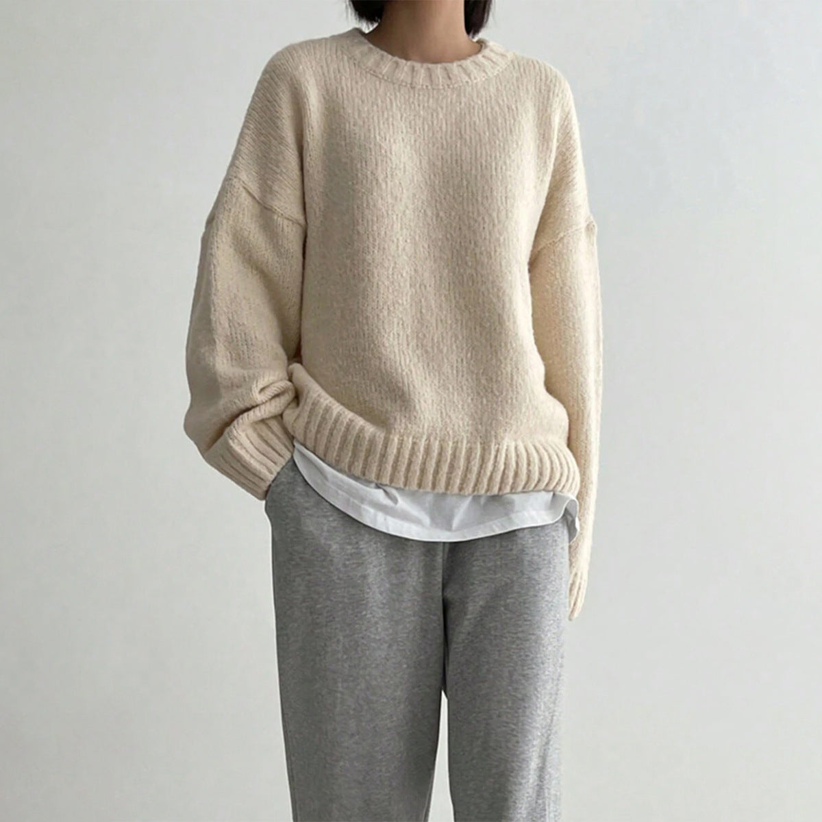 Women's Oversized Pullover Sweater 2
