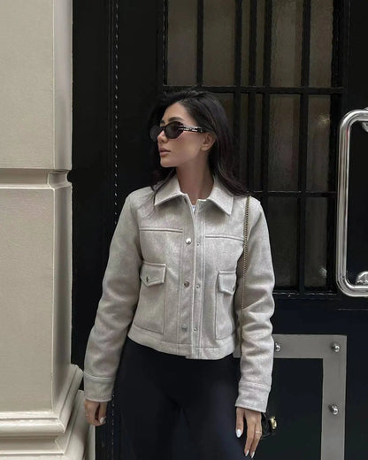 Women's Stylish Utility Jacket for Work and Leisure 6