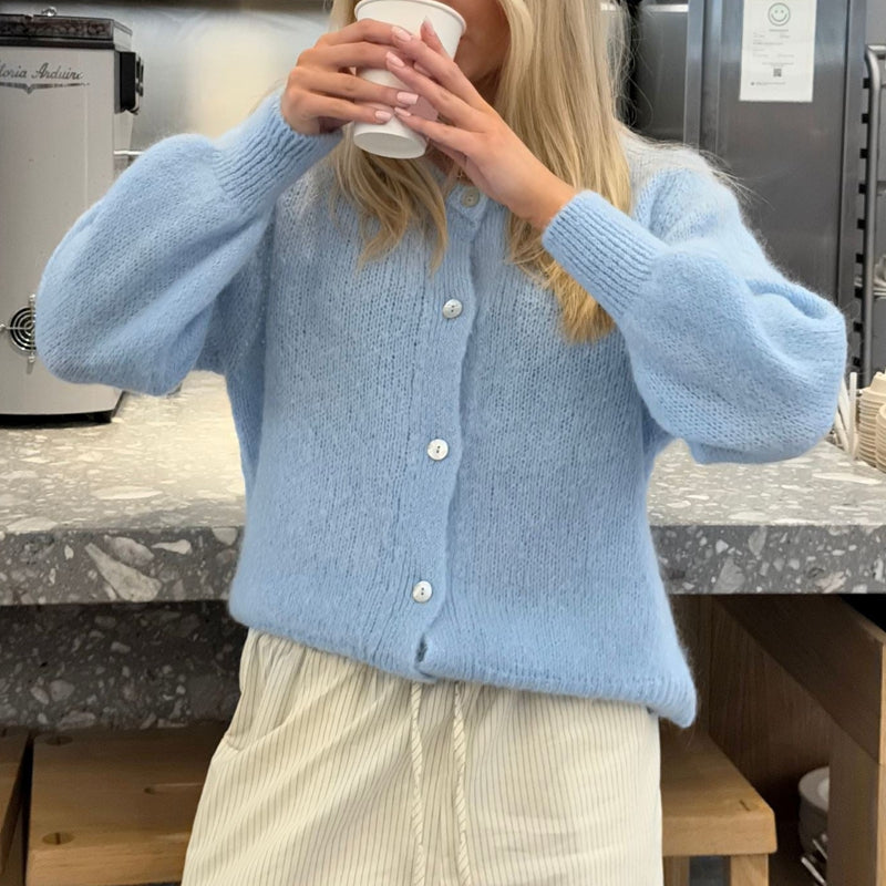 Women's Vintage-Inspired Cardigan Sweater 1
