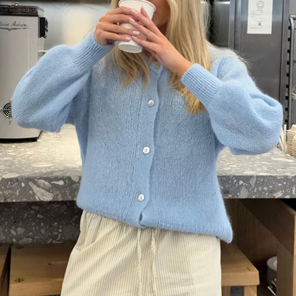 Women's Vintage-Inspired Cardigan Sweater 1