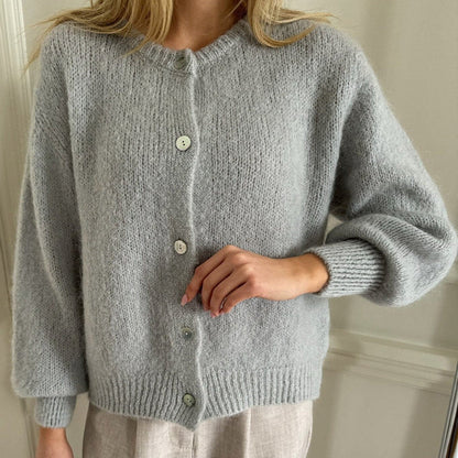 Women's Vintage-Inspired Cardigan Sweater 3
