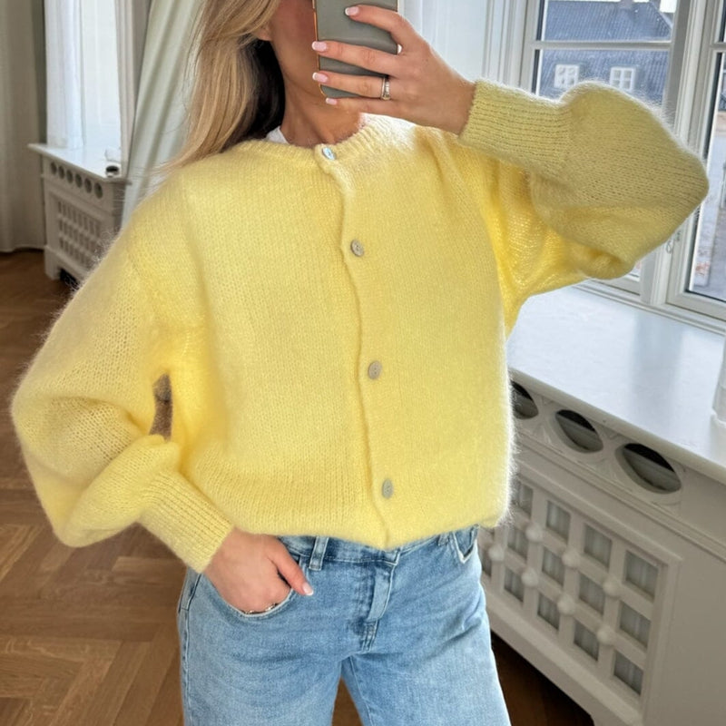 Women's Vintage-Inspired Cardigan Sweater 9
